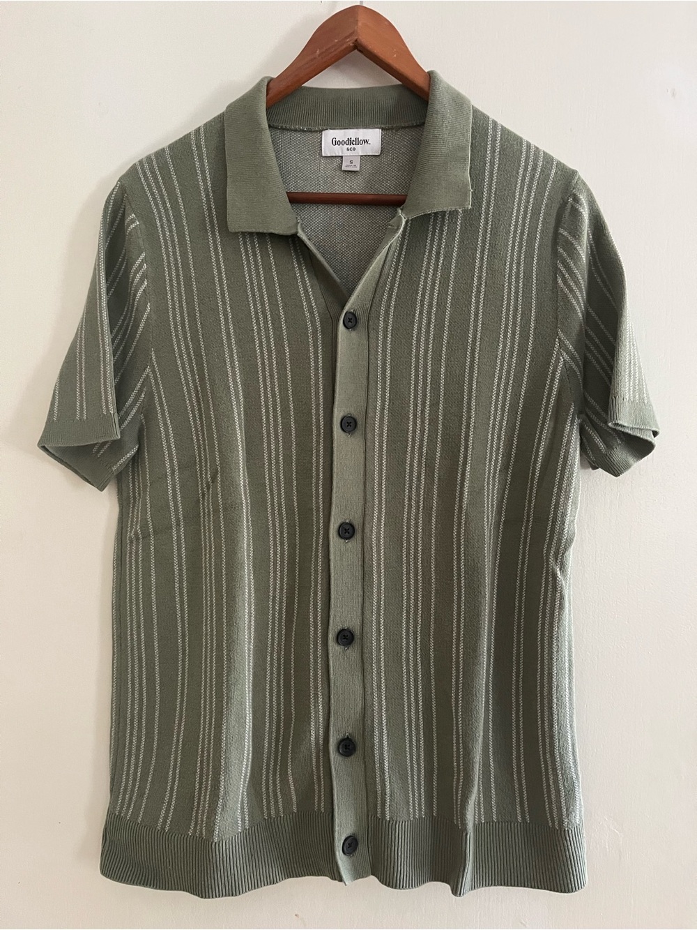 Goodfellow & Co Olive Green Short-Sleeve Button-Down Knit Shirt